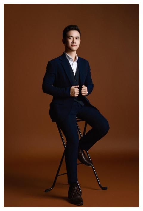 Man Business Office Work