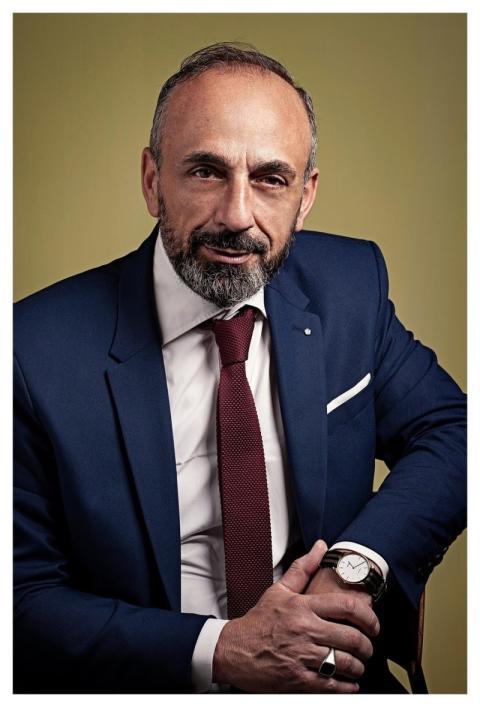 Portait Posing Model Business Suit