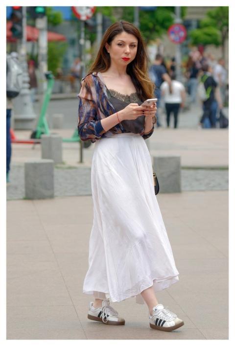 Woman Young Fashion White Skirt