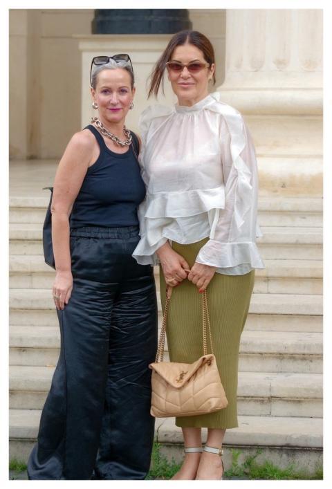 Women Friends Casual Glasses