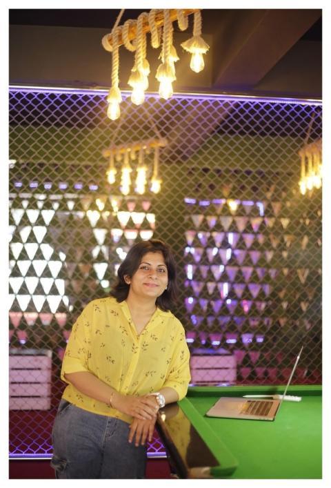 Business Woman Freelancer Meeting Entrepreneur