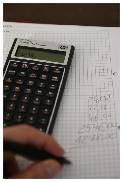 Money Bills Calculator To Save