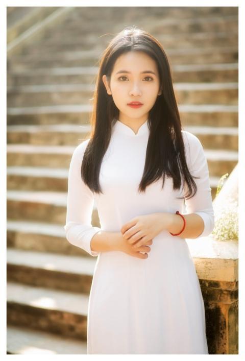 Ao Dai Lovely Girl Smile