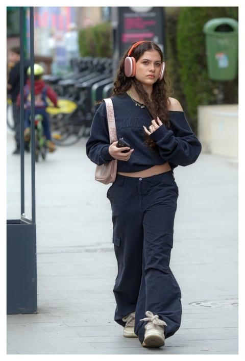 Girl Casual Purse Smartphone