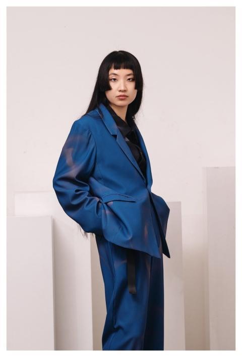 Fashion Editorial Portrait Streetwear Urban Glamou