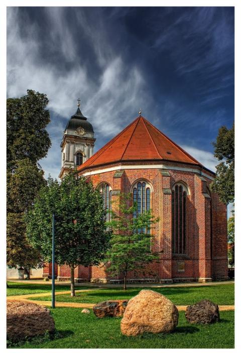 St Mary's Cathedral Church Park Grass