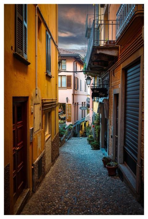 Italy Alley Street Shopping