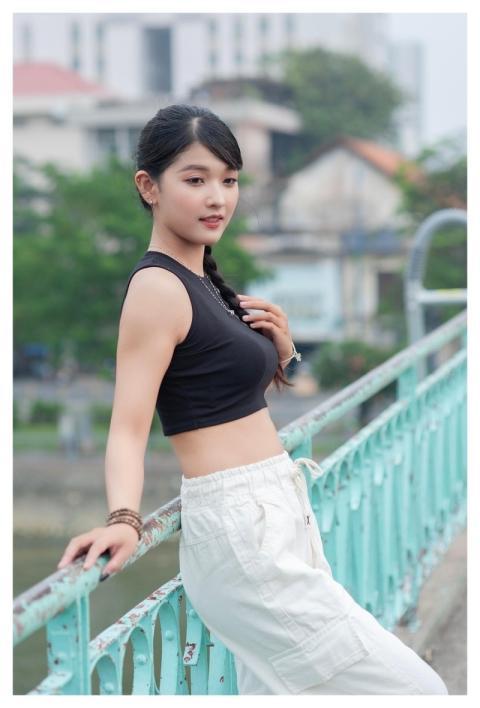 Asia Fashion Woman Urban