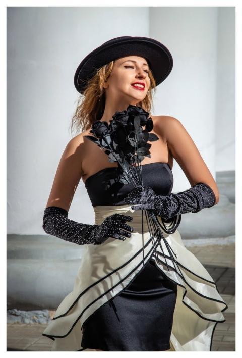 Woman Architecture Columns Classic