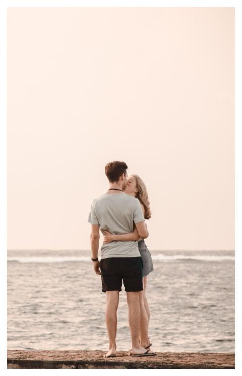 Couple Summer Beach Kiss