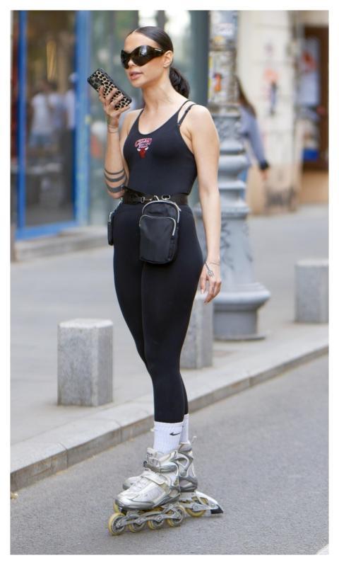 Woman Young Sunglasses Smartphone