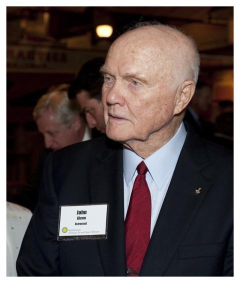 Alan Bean Art Exhibit (200907200024HQ)