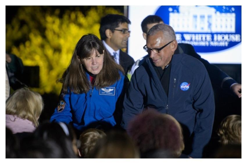 White House Astronomy Night (NHQ201510190010)