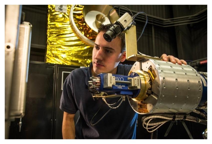 NASA Tests New Robotic Refueling Technologies