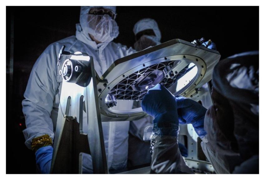 NASA Engineers Conduct Low Light Test on New Techn