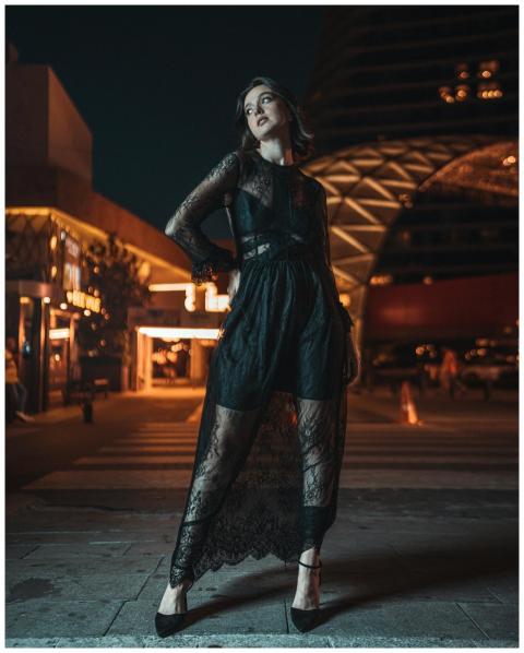 Striking urban fashion portrait of a model in Ista