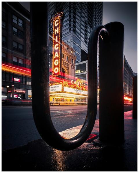 Dramatic night scene of Chicago Theatre's illumina