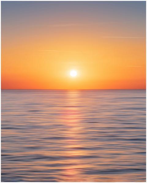 Serene ocean view during sunset in Kadıköy, Istanb