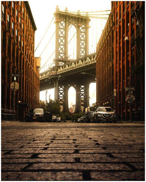 Captured in Dumbo, Brooklyn, this view highlights
