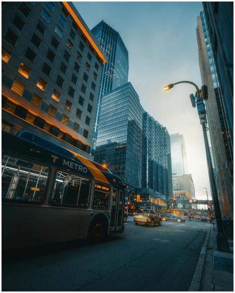 Dynamic street view of downtown Minneapolis showca