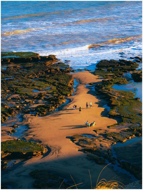 A picturesque view of Bahía Creek's rocky beach at