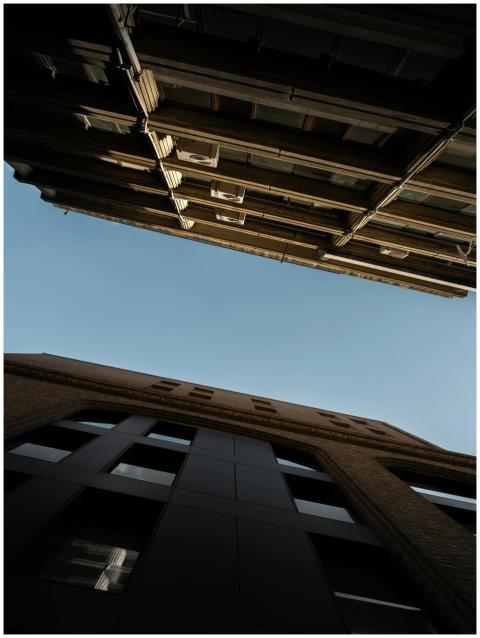 Dynamic architectural perspective of buildings aga