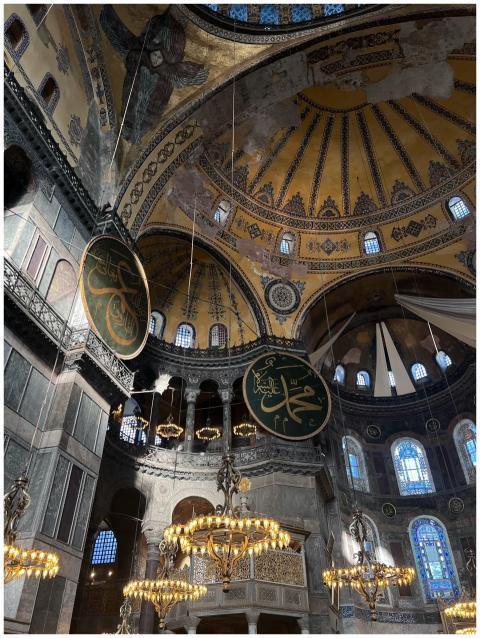 Interior Hagia Sophia Chandeliers