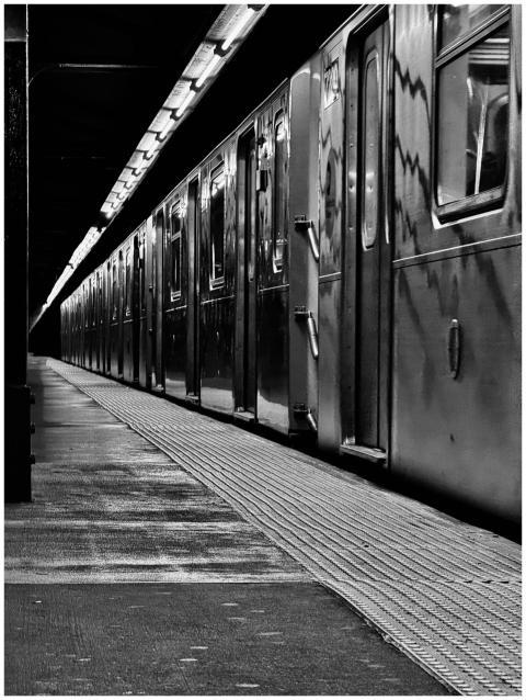 Dramatic black and white photo of a New York City