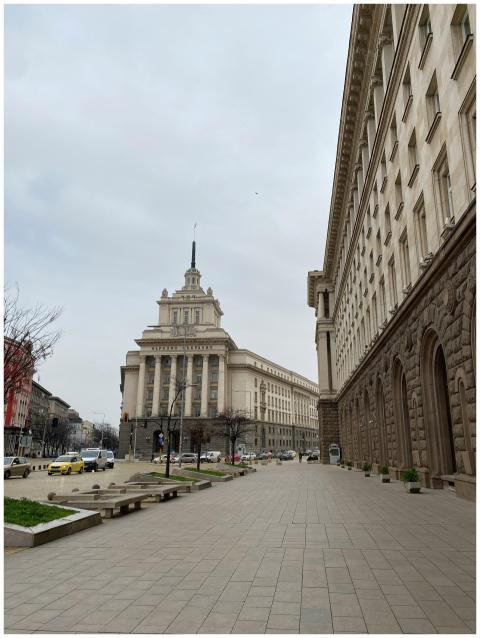 Monumental Architecture Urban Street