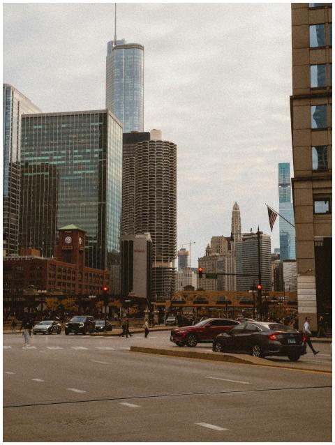 Street-level view of Chicago's iconic downtown sky