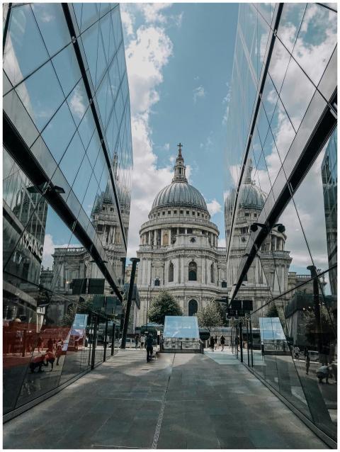 St. Paul's Cathedral in London seen through modern
