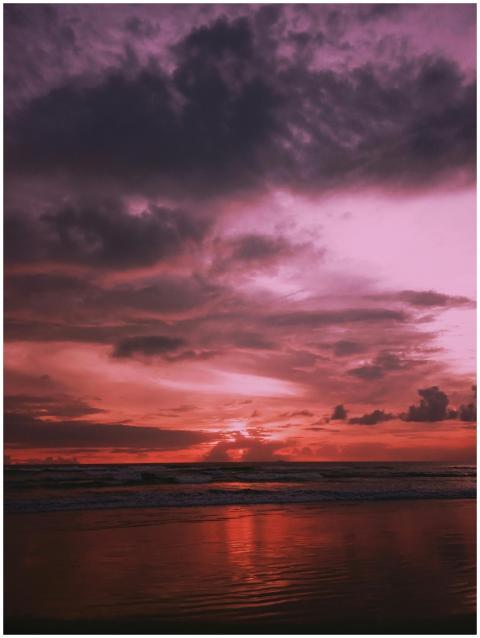 Captivating view of a dramatic sunset with vivid c