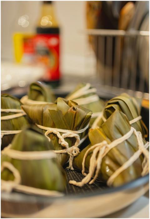 Close-up of neatly wrapped traditional Japanese ri