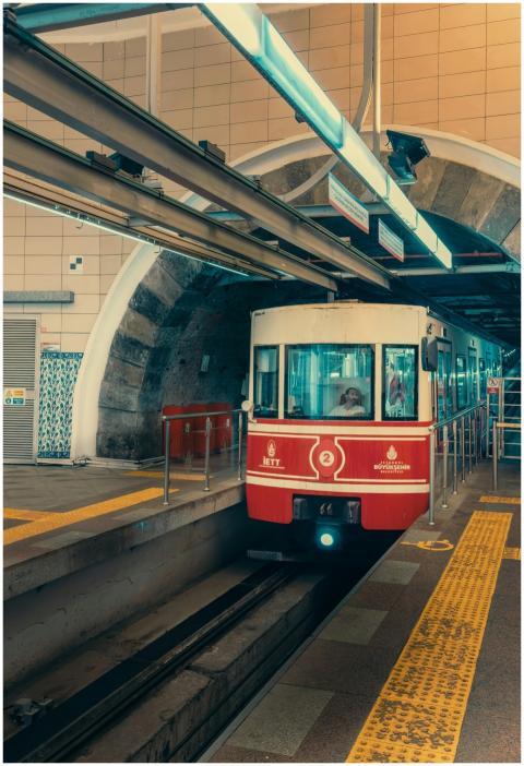 Vintage tram arrives at Istanbul's historic Tünel