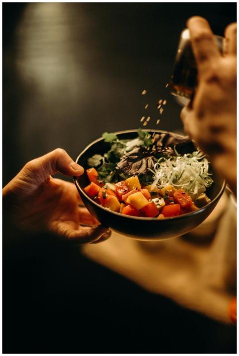 A delicious bowl of Asian salad with fresh vegetab