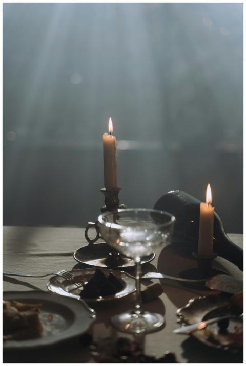 Charming candlelit dinner table with elegant table