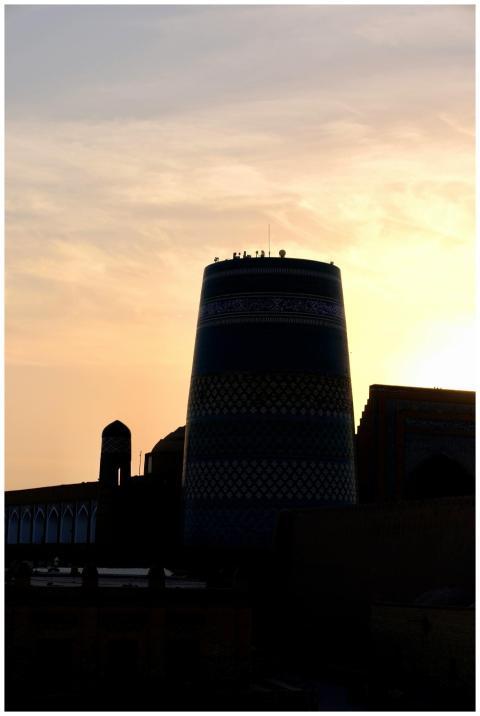 The Kalta Minor Minaret stands silhouetted against