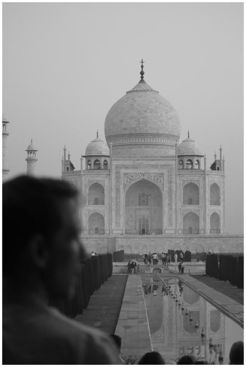 Black and white photo of the iconic Taj Mahal with