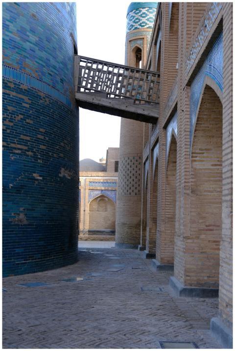 Elegant architecture with blue tiled details in Kh