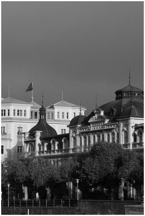 Black and white photo of historic buildings in Sal