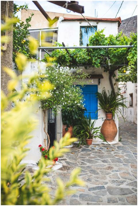 A picturesque Mediterranean alley with vibrant pla