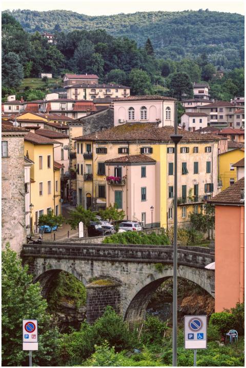 Picturesque Italian village scene featuring colorf