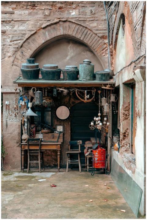 Charming vintage shop in a historic Istanbul court