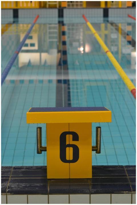 Indoor swimming pool with starting block number si