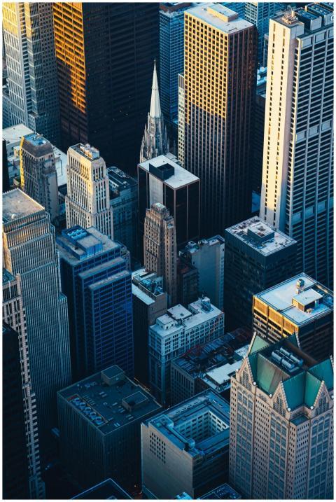Dramatic aerial view of Chicago's iconic skyscrape