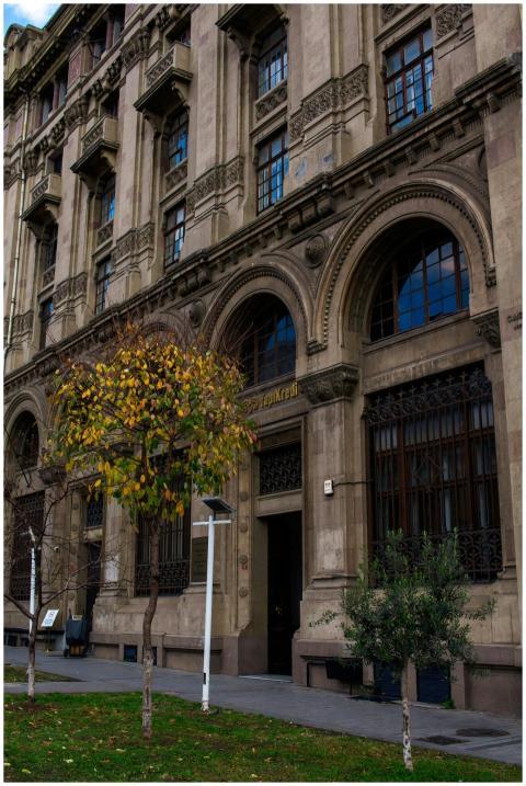 Detailed view of a historic building's facade in İ