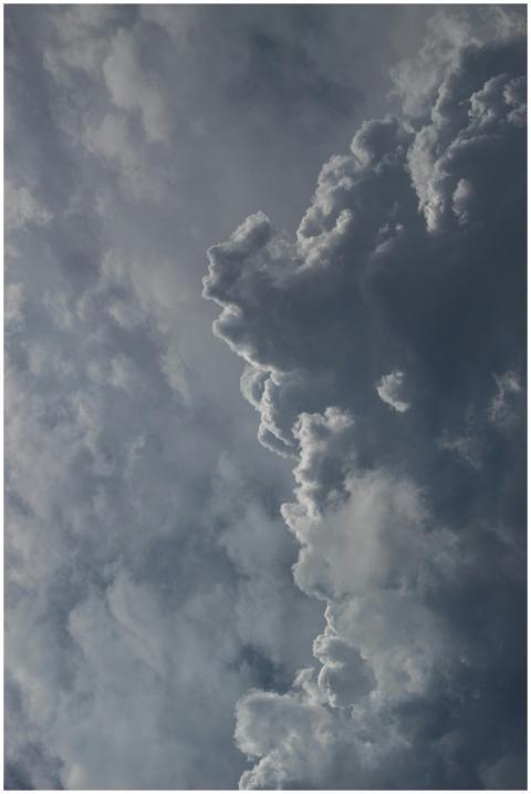 Stunning image of a dramatic cloud formation again