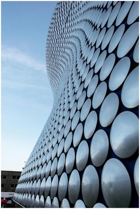 Dynamic facade with circular patterns and modern d