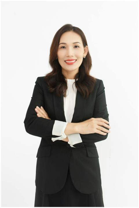 Professional portrait of a confident businesswoman