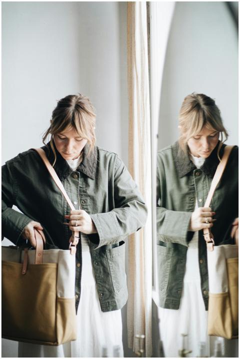 Woman in modern casual style with a canvas tote ba